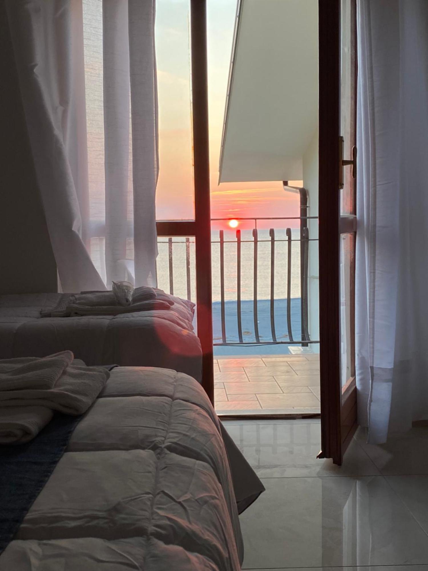 Vista Al Tramonto B&B Falerna Exteriér fotografie